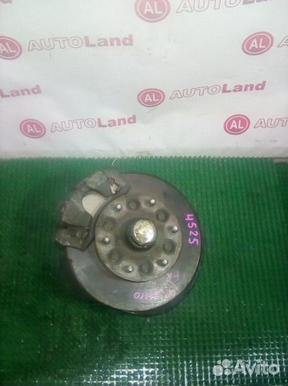 Ступица передняя правая Toyota Grand Hiace VCH10