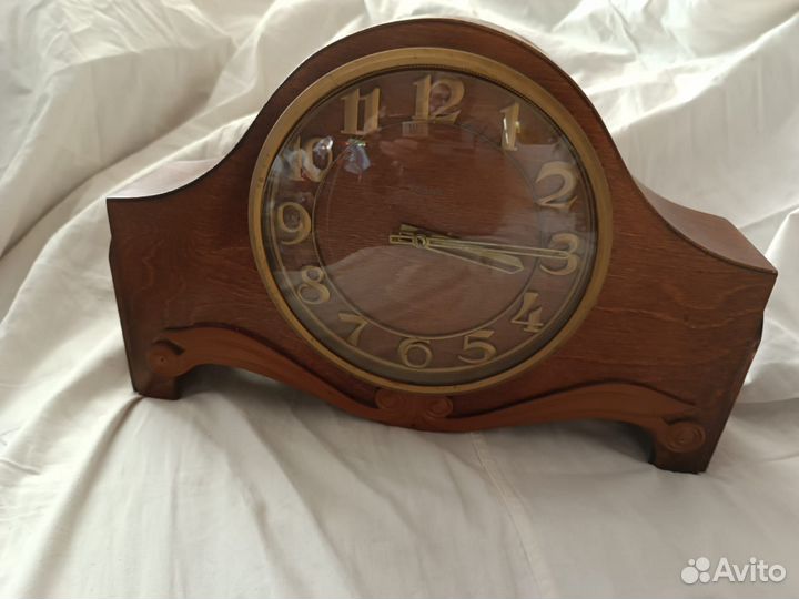 Настольные часы