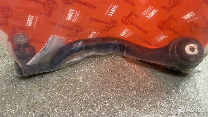 Рычаг передний левый BMW X5 E70 X6E71 TRW JTC1456