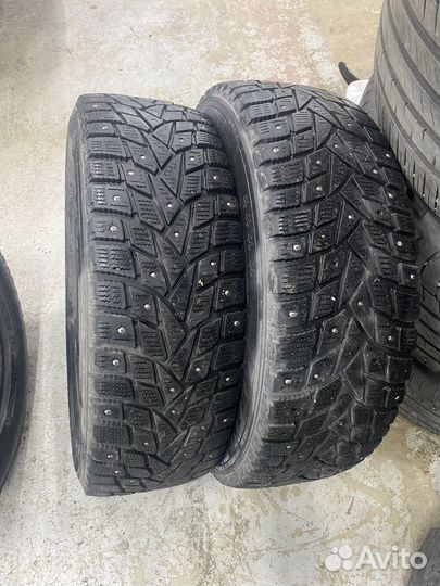 Dunlop Grandtrek Ice 02 215/60 R17