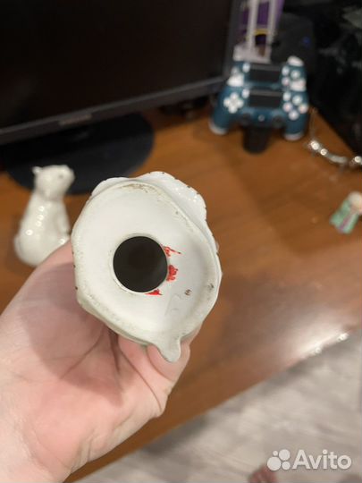 Статуэтка «Девушка с цветами»