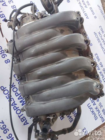 Коллектор впускной на Audi A8 D3