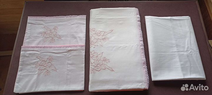 Постельное белье комплекты из СССР новые