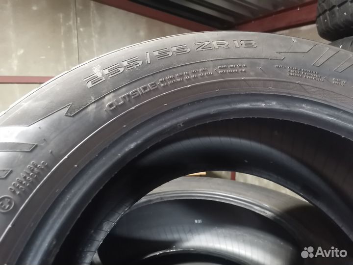 Nokian Tyres Hakka Black 2 SUV 255/55 R18