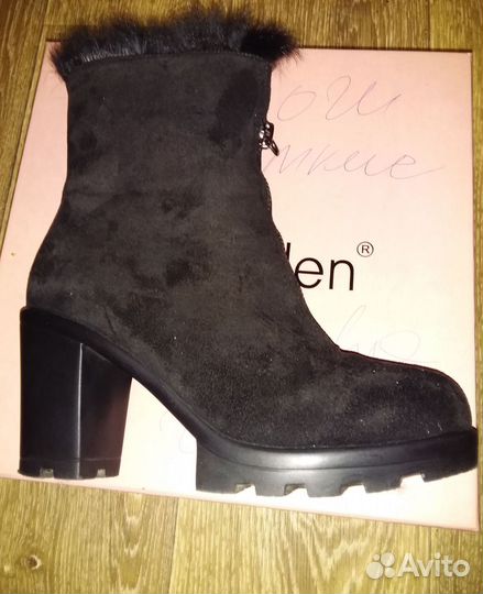 Сапожки Зимние с мехом чёрные на молнии 34р