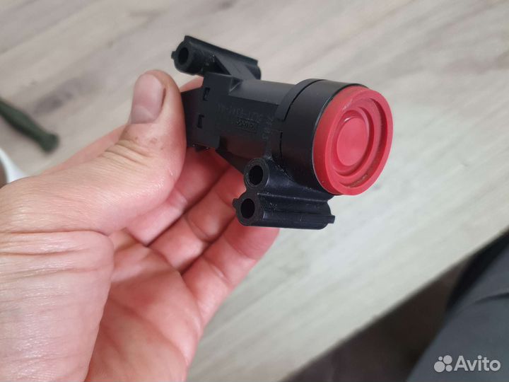 Кнопка отсечки топлива аварийный ford focus 2