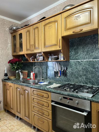 Продам кухонный гарнитуры бу
