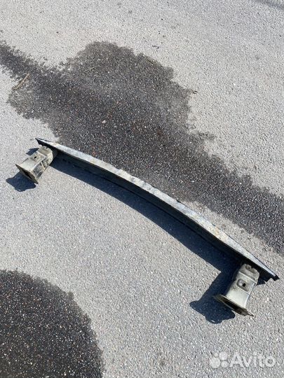 Усилитель заднего бампера skoda fabia 360610A