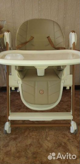 Стульчик для кормления happy baby