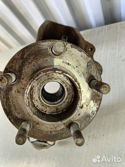 Кулак поворотный передний правый Ford Focus 2