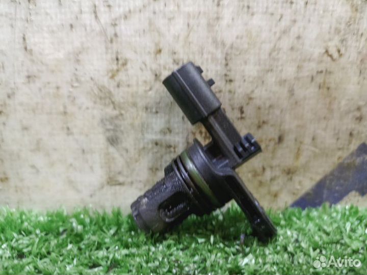 Датчик распредвала Renault Fluence седан 1.6 K4M