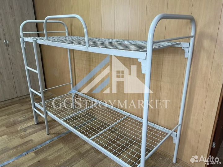 Металлическая двухъярусная кровать