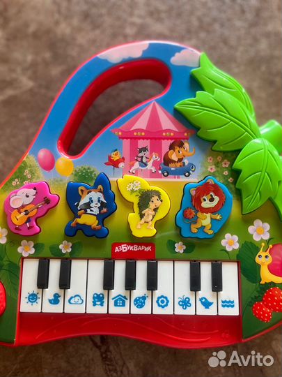 Музыкальное пианино Азбукварик
