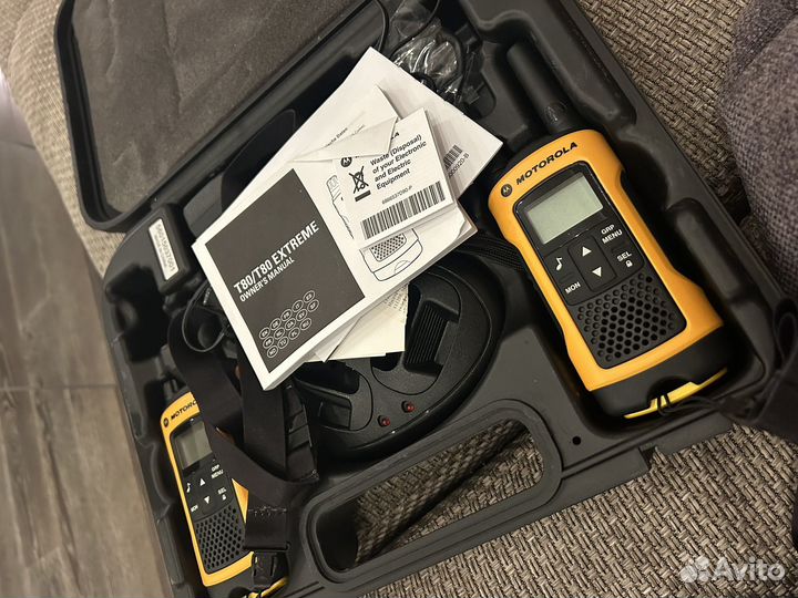 Набор раций Motorola T80