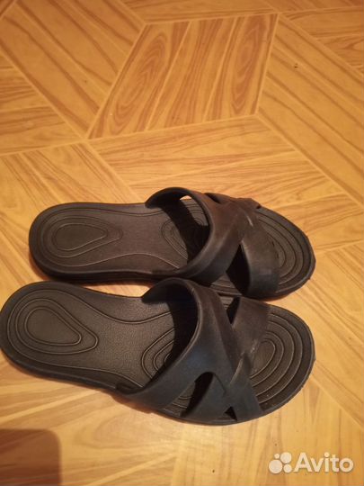 Тапочки пляжные для мальчика