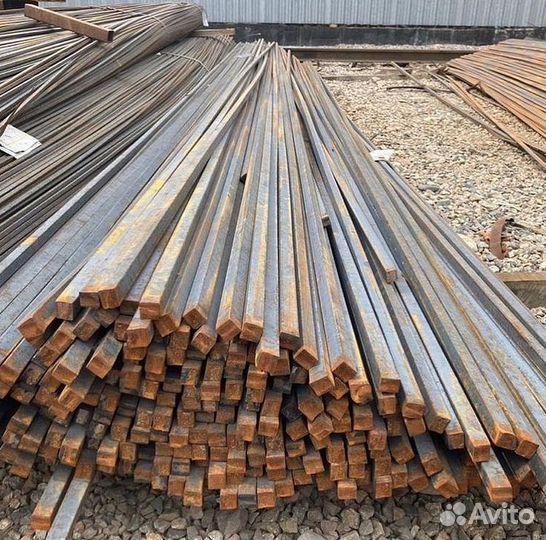 Квадрат стальной