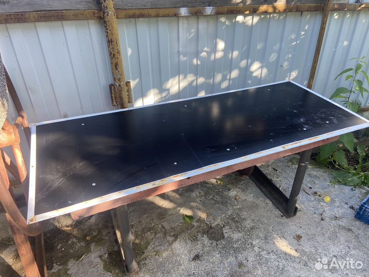 Стол металический