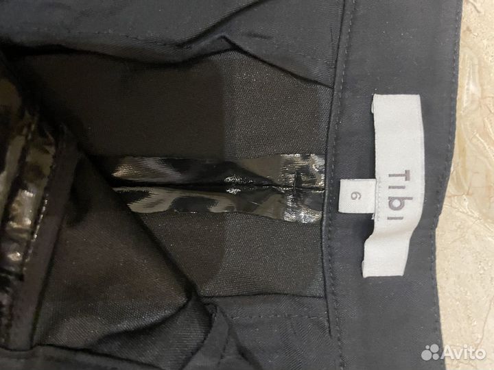 Брюки лаковые Tibi новые, на высоких