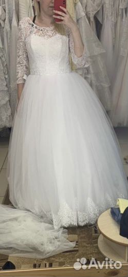 Свадебное платье