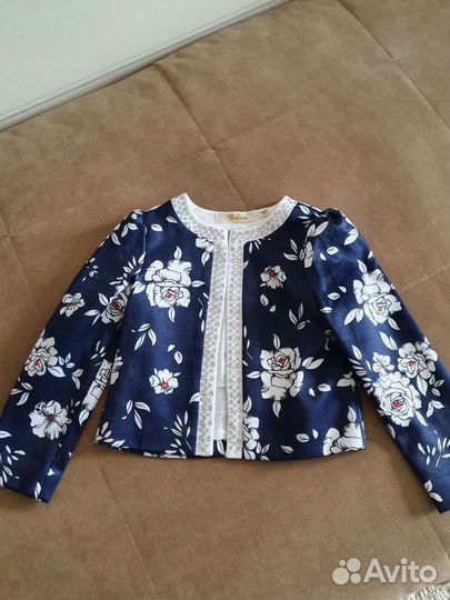 Пиджачек для девочки