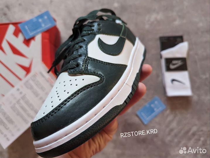 Кроссовки Nike Dunk Low 