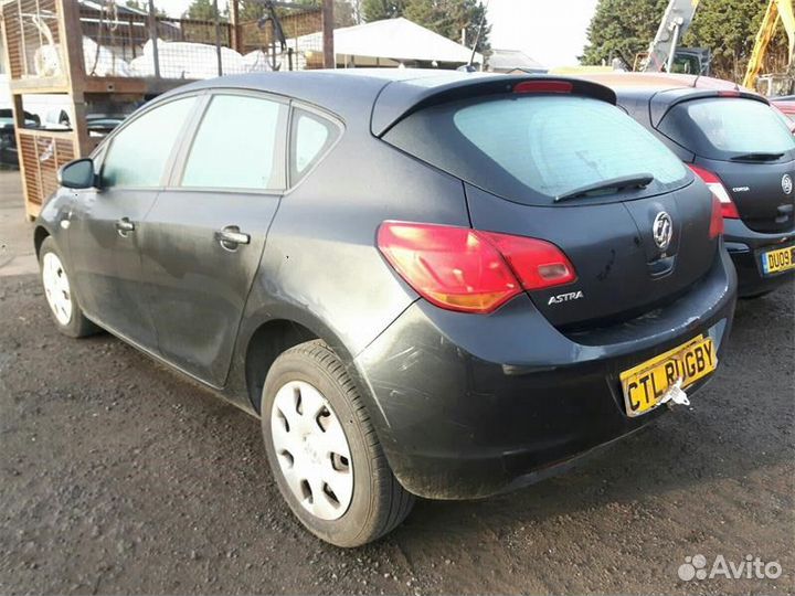 Разбор на запчасти Opel Astra J