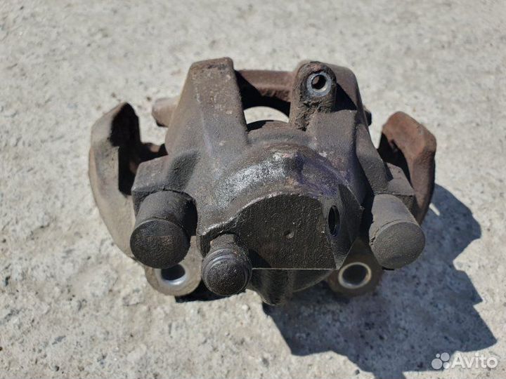 Суппорт задний правый Mercedes-Benz E-Class W212