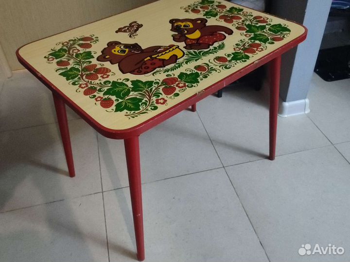 Стол детский