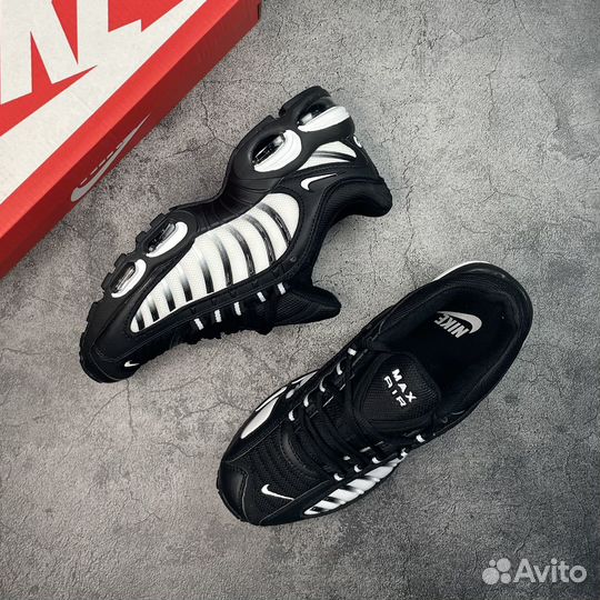 Nike Air Max Tailwind 4 black