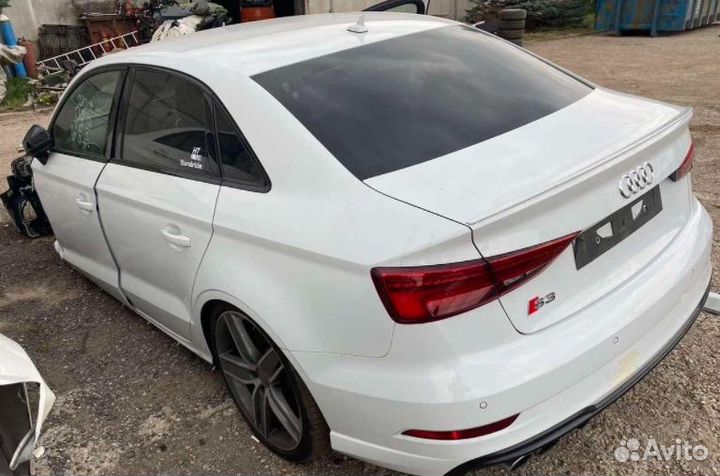 Audi A3 8V S-line седан 2019 г по запчастям