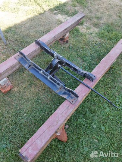 Механизм подъема запасного колеса isuzu1536301883