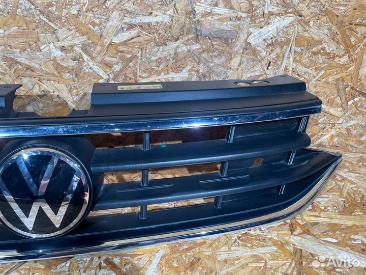 Решетка радиатора VW Tiguan 2 рестайлинг