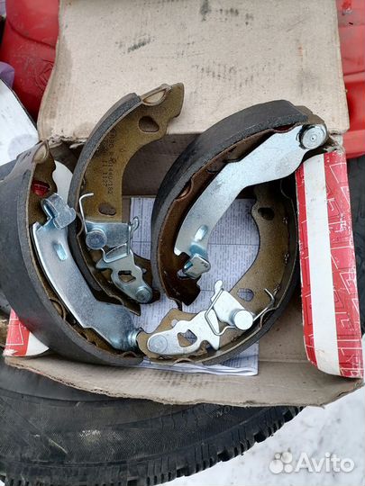 Тормозные колодки новые Fiat panda