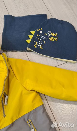 Куртка и шапка демисезон на 98 см
