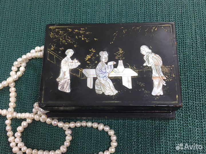 Старинная шкатулка дерево, перламутр