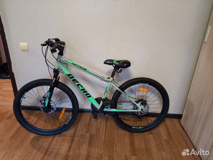 Велосипед десна метеор бу