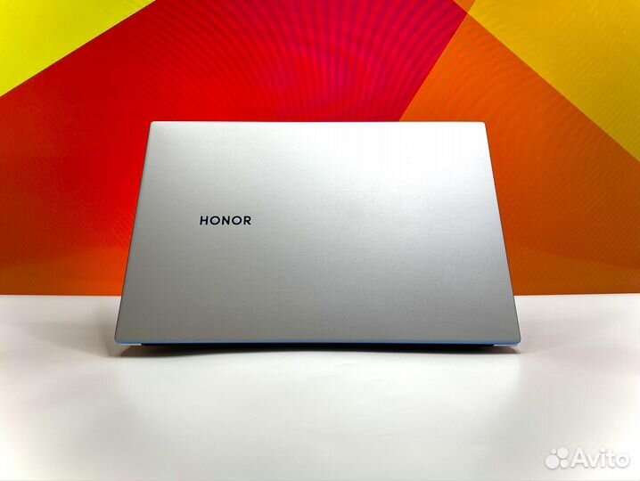 Ультрабук Honor MagicBook 14 / Core i5 / SSD