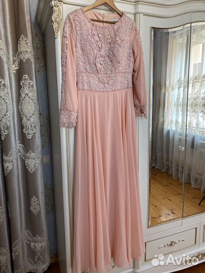 Вечернее платье в пол