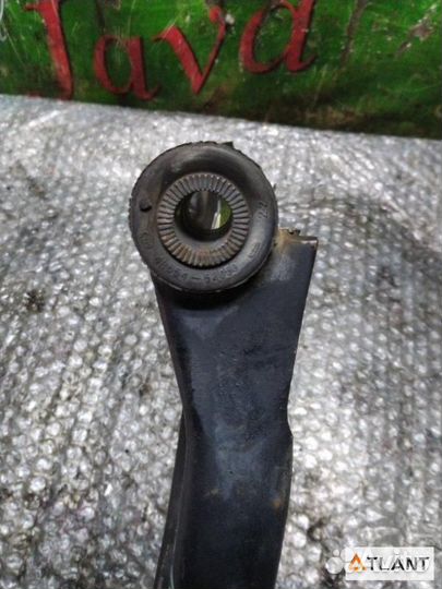 Рычаг передний правый toyota ractis