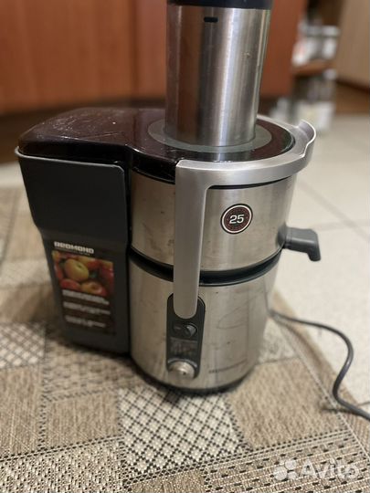 Соковыжималка redmond