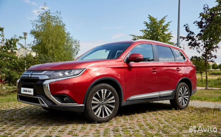 Mitsubishi Outlander 2.0 CVT, 2018, 93 200 км