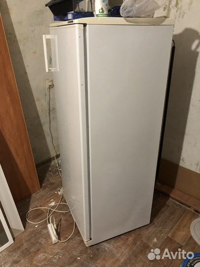 Холодильник атлант бу