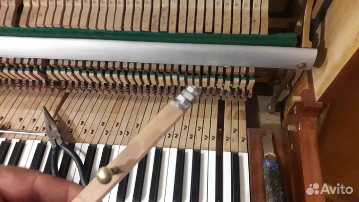 Чешское пианино Petrof полностью реставрированное