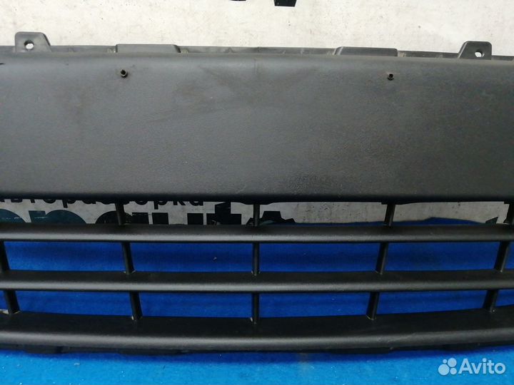 Решетка переднего бампера 86561-1J000 Hyundai I 20