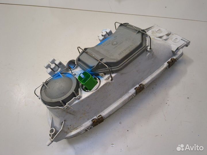 Фара (передняя) Ford Fiesta, 1998