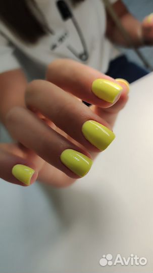 Маникюр и педикюр