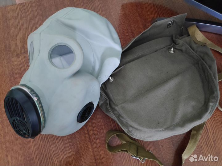 Противогаз