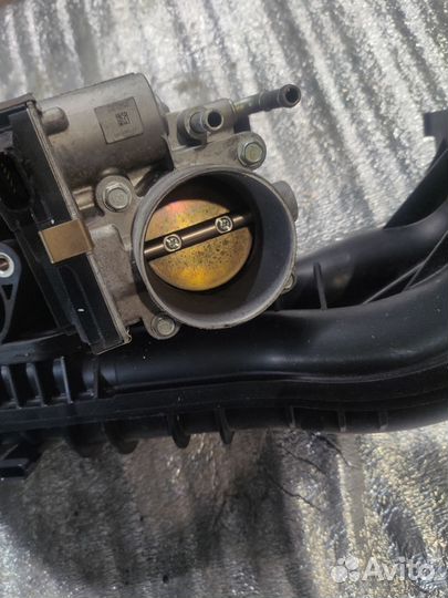 Впускной коллектор с дросселем на subaru legacy