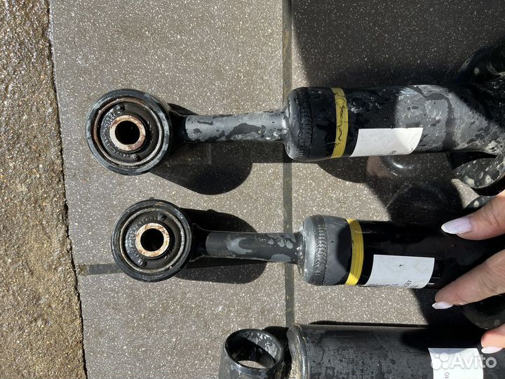 Стойки тойота hilux