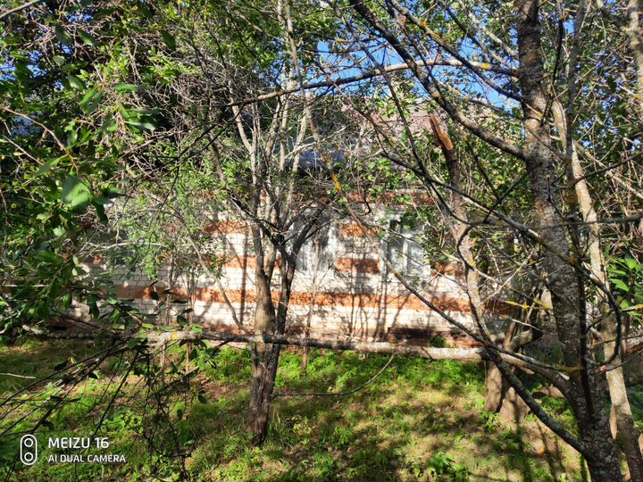 Дом 30 м² на участке 15 сот.